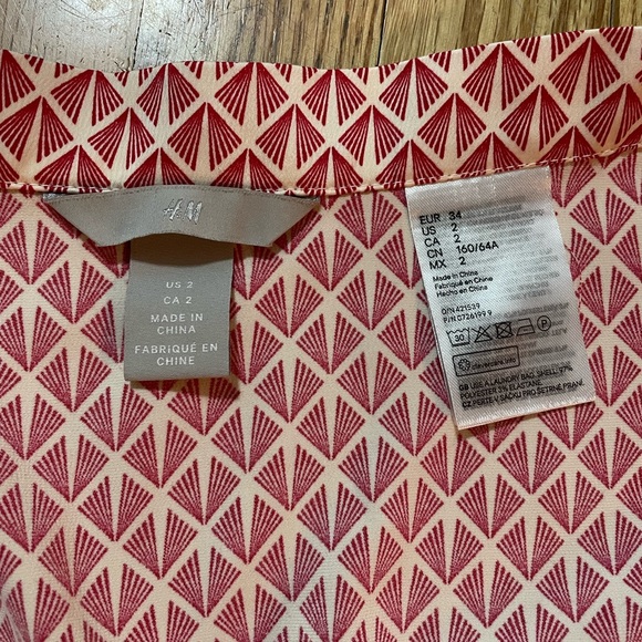 H&M Mid-Length Wrap Skirt - Size 2 - Picture 3 of 4